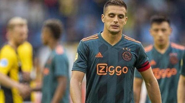 展现出了冠 展现出了冠