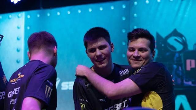 并没有回避 并没有回避